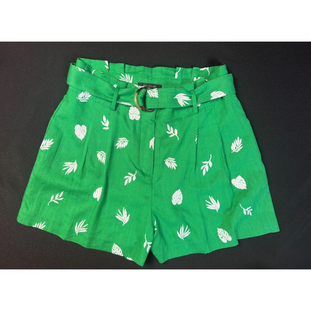 Ann Taylor Petite Embroidered D-Ring Paper Bag Shorts, Size 10P